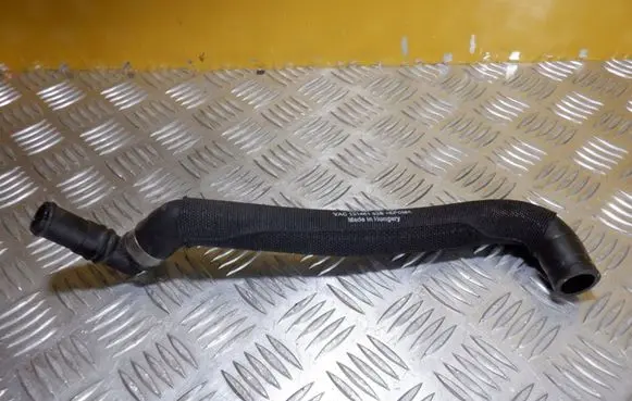 Audi Q7 4M Engine coolant pipe/hose 4M1121036