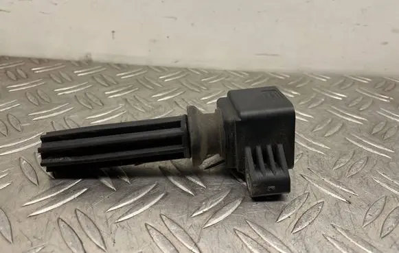 Ford Focus High voltage ignition coil CM5E12A366BC