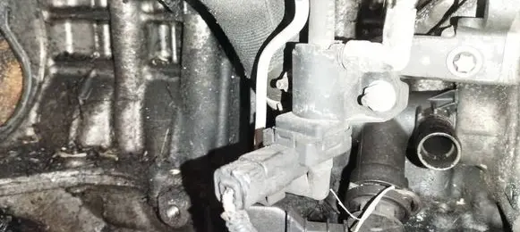 Ford C-MAX II Turbo solenoid valve 