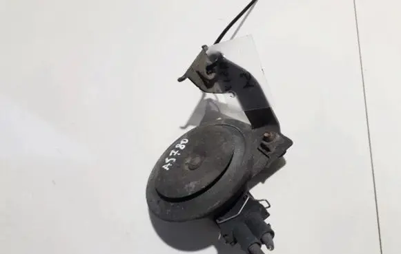 Volkswagen Golf IV Horn signal