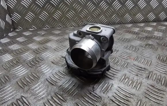 Peugeot 3008 II Throttle valve 9807238580 V29039645 980723858002