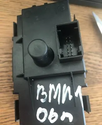 BMW 1 E81 E87 Light switch 6932794 33600102