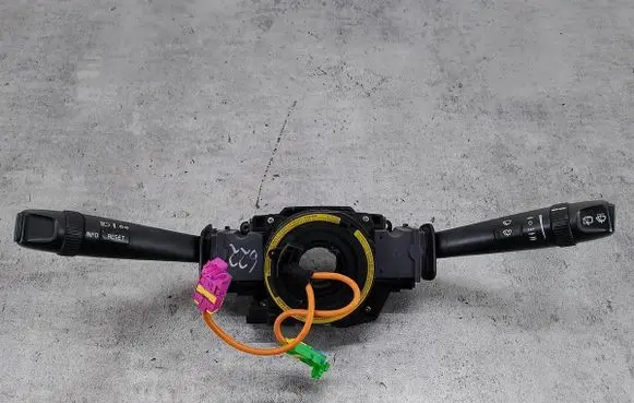 Volvo XC90 Wiper turn signal indicator stalk/switch 3073960130669744
