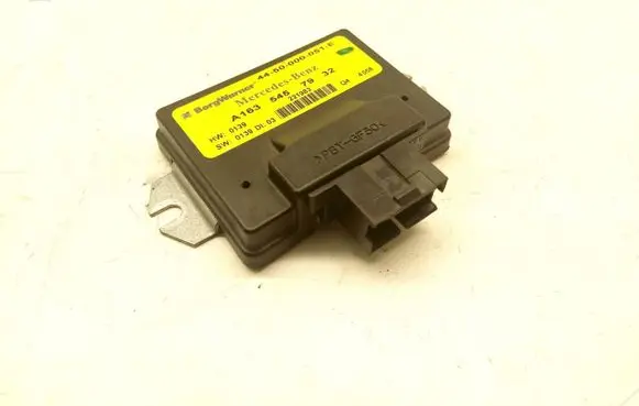 Mercedes-Benz ML W163 Transfer box differential control unit A1635457932 4450000051E