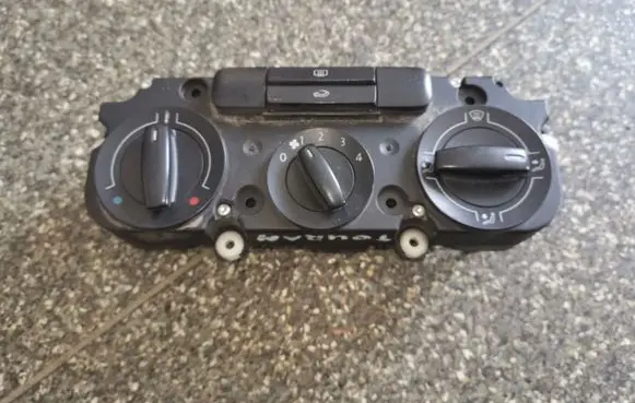 Volkswagen Caddy Climate control unit 1K0819047AP