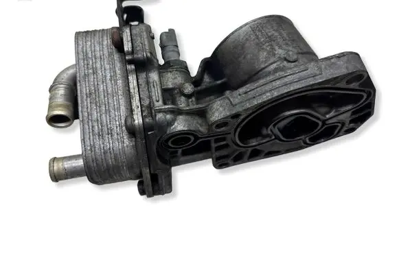 Ford S-MAX Oil filter mounting bracket 9682632980