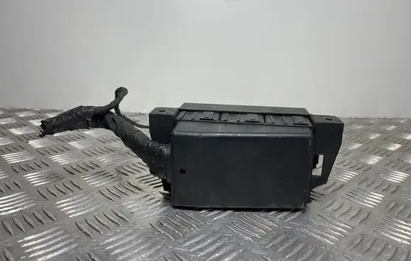 Jeep Grand Cherokee Fuse module 04671886AA 21911C