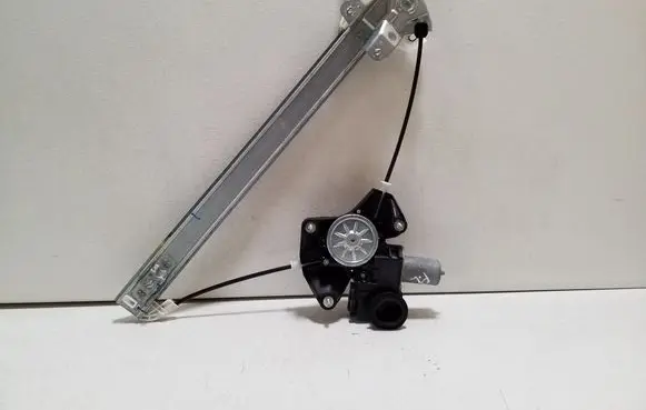 Toyota Yaris Cross Front door window regulator with motor 857200D550 0620206780