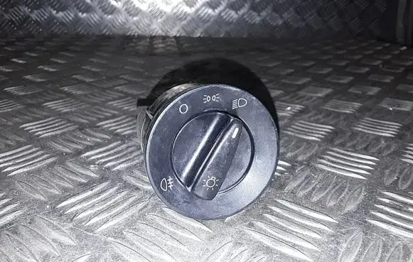 Volkswagen New Beetle Light switch 1C094153101C