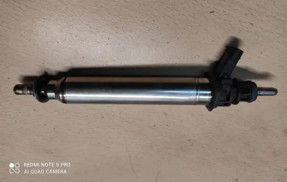 Mercedes-Benz GLA W156 Fuel injector A2780700687