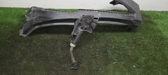 Subaru Outback Headlight/headlamp mounting bracket 20063