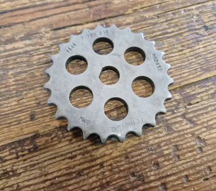 BMW 3 E90 E91 Timing chain sprocket 7798019
