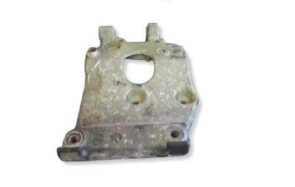 Peugeot 5008 A/C compressor mount bracket 9646719580