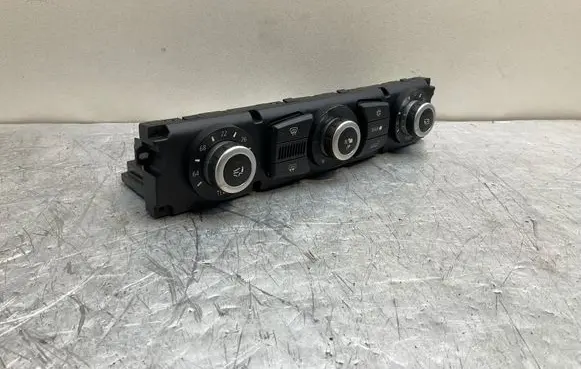 BMW 5 E60 E61 Climate control unit 9177715 11419110 1493642