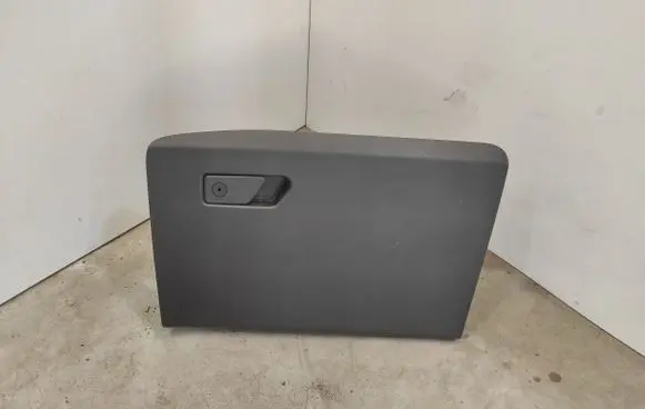 Ford Explorer VI Glove box LB5BS060T10B LB5B4A508A