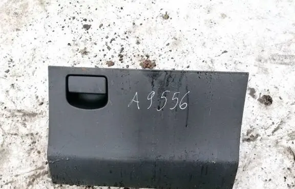 Toyota Yaris Glove box 555510d060 55551-0d060