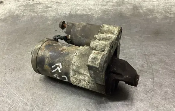 Citroen C5 Starter motor M000T22471 9663528880
