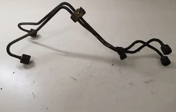 Ford Transit Fuel injector supply line/pipe 