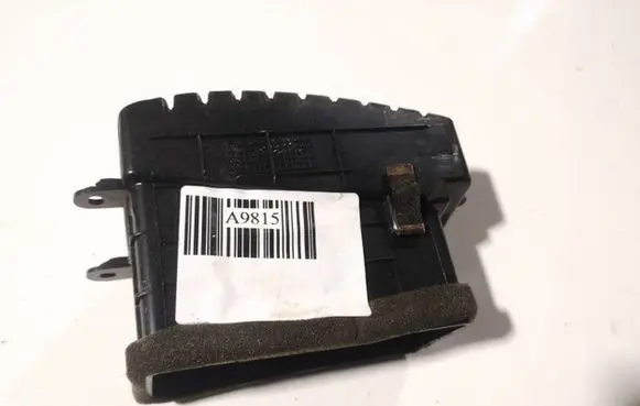 KIA Sorento Dash center air vent grill