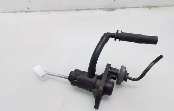 Audi A4 S4 B7 8E 8H Clutch slave cylinder 8E1721401AJ