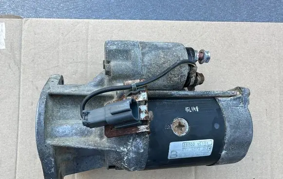 Nissan Patrol Y61 Starter motor 23300VC111