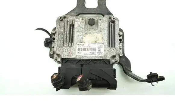 KIA Sportage Engine control unit/module ECU 39120-2A052