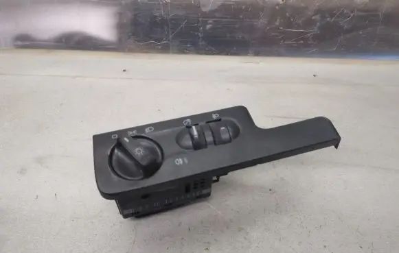 Volkswagen PASSAT B4 Light switch 3A1941531E