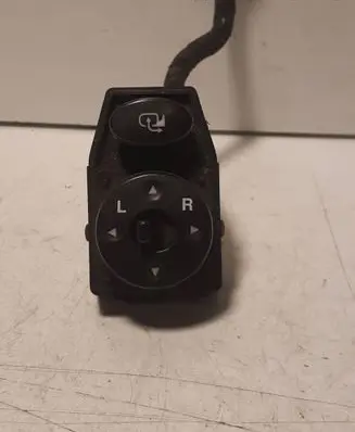 SsangYong Rexton I Wing mirror switch 2020006320