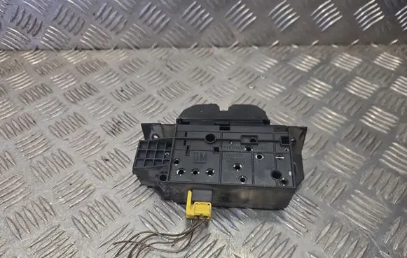 Opel Vectra C Tailgate/trunk/boot lock/catch/latch 495072894
