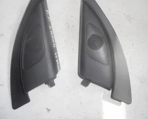 Suzuki Grand Vitara II Front door speaker cover trim 8479065J0 8475065J0