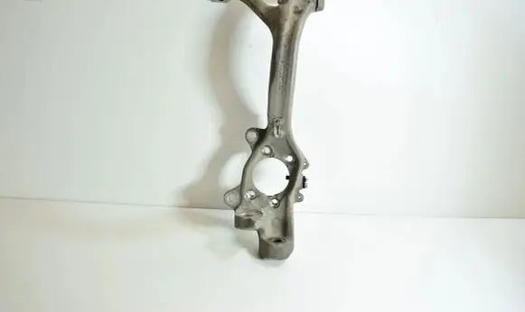 Audi A6 S6 C6 4F Front wheel hub spindle knuckle 4F0257