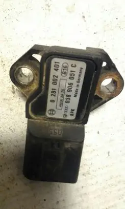 Volkswagen Touareg I Air pressure sensor 038906051
