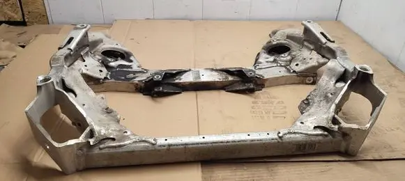 BMW 3 E90 E91 Rear subframe 2121644 461897053