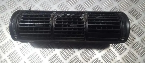 Audi A4 S4 B5 8D Dash center air vent grill 8D0820951