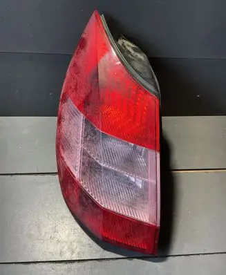 Renault Scenic II - Grand scenic II Rear/tail lights 15911500