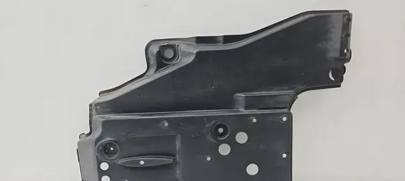 Toyota RAV 4 (XA40) Engine splash shield/under tray 7764142060
