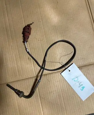 Audi A8 S8 D3 4E Exhaust gas temperature sensor 1J0973702A
