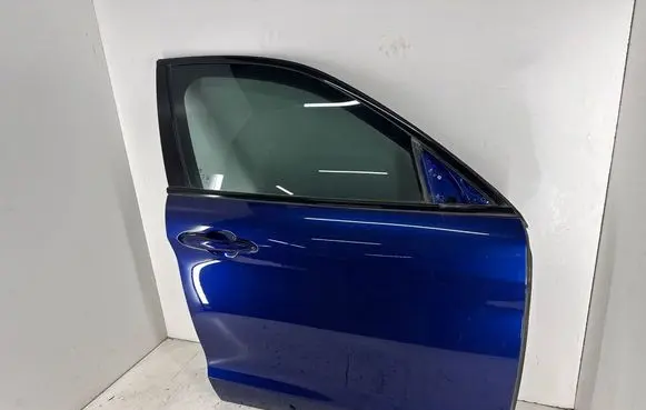Alfa Romeo Stelvio Front door 50557000