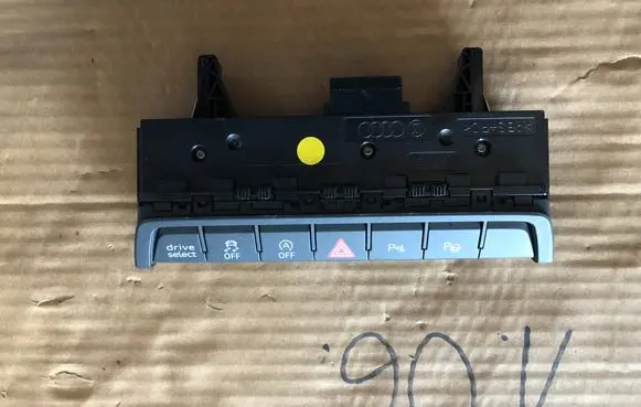 Audi A3 8Y Climate control unit 8Y0925301A