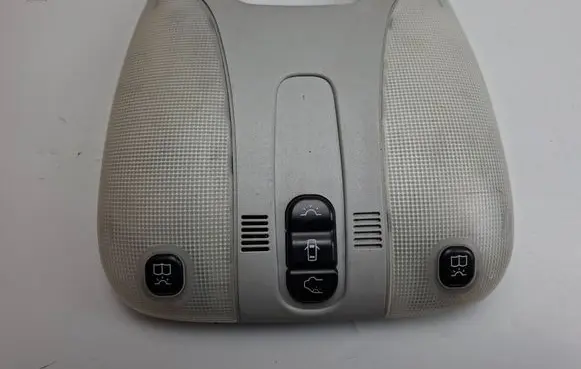 Mercedes-Benz S W220 Front seat light A2208200101