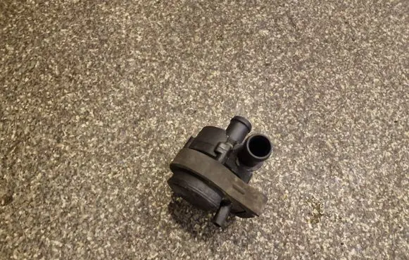 Fiat 500L Secondary air pump 0392023226