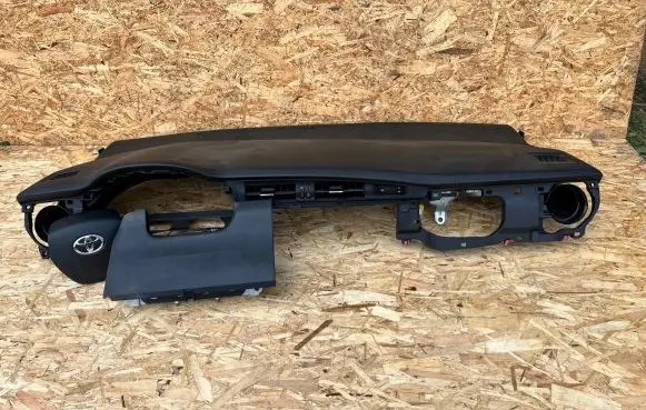Toyota Auris 150 Dashboard