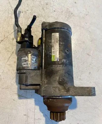Volkswagen PASSAT B7 Starter motor 02Z911024A