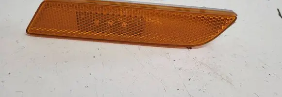 Audi Q3 8U Front reflector 8U0945072 F20543000 JCHT03S