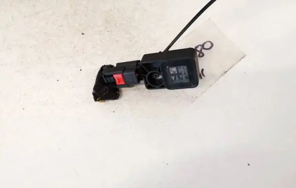 Opel Insignia A Airbag deployment crash/impact sensor 13502341
