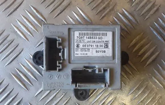 Ford Mondeo MK IV Door control unit/module 7G9T14B533GD 0507911800 14C237BA