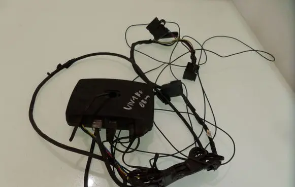 Opel Vivaro Phone control unit/module 020138