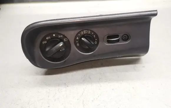 Ford Mondeo MK I Light switch 93BB13K196AC 93BB13K752AB