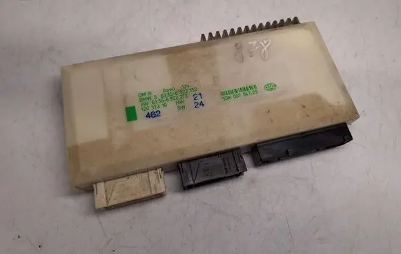 BMW 5 E39 Central body control module 61356922152 61356922273