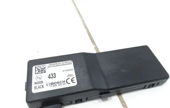 Opel Insignia A Door central lock control unit/module 13503204